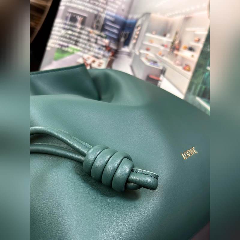 Flamenco clutch --中號福袋[亞丁綠] 尺寸：30-24.5-