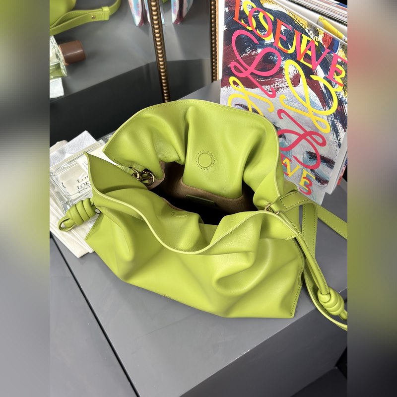 福袋[草綠色] 尺寸：30-24.5-10.5cm 全新升級 新增燙金品牌徽