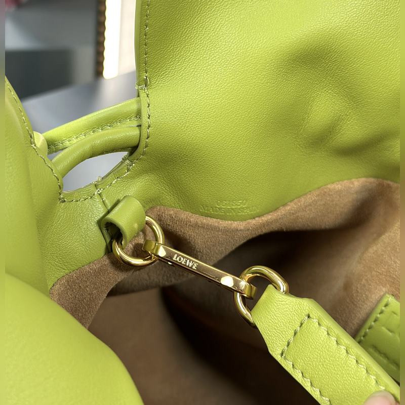 福袋[草綠色] 尺寸：30-24.5-10.5cm 全新升級 新增燙金品牌徽