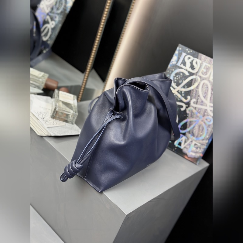 福袋[海軍藍] 尺寸：30-24.5-10.5 全新升級 新增燙金徽標壓印，