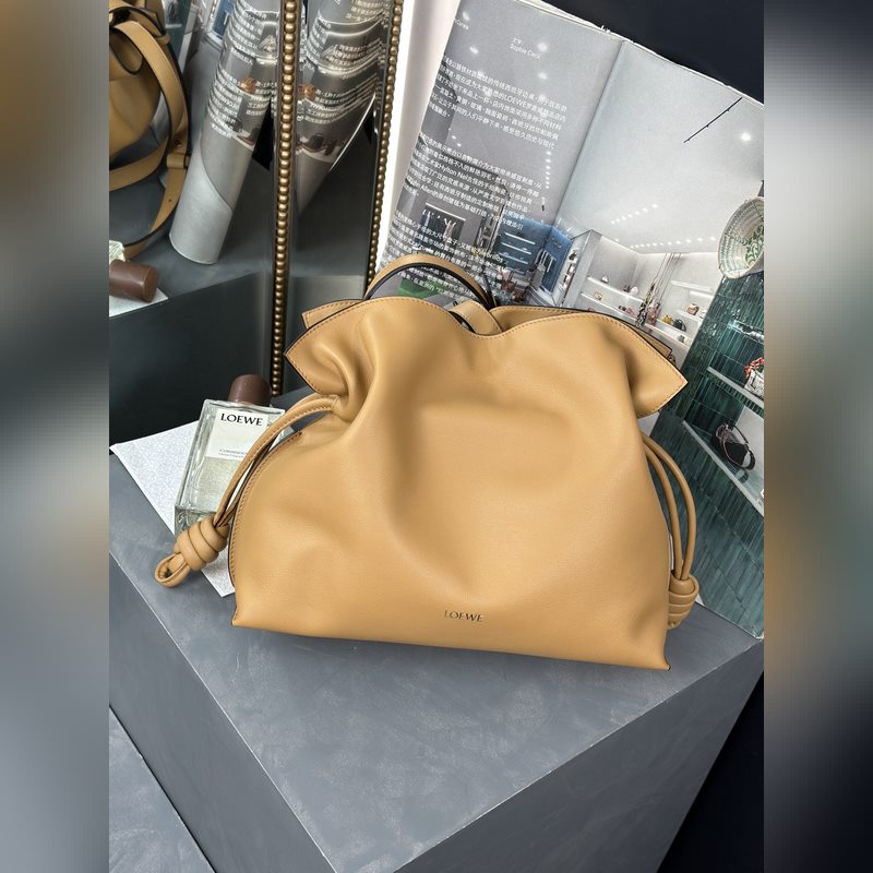 福袋[棕色] 尺寸：30-24.5-10.5 全新升級 新增燙金品牌logo