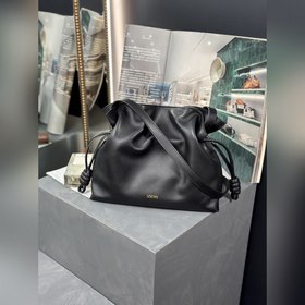 福袋[黑色] 尺寸：30-24.5-10.5 全新升級 新增燙金品牌logo