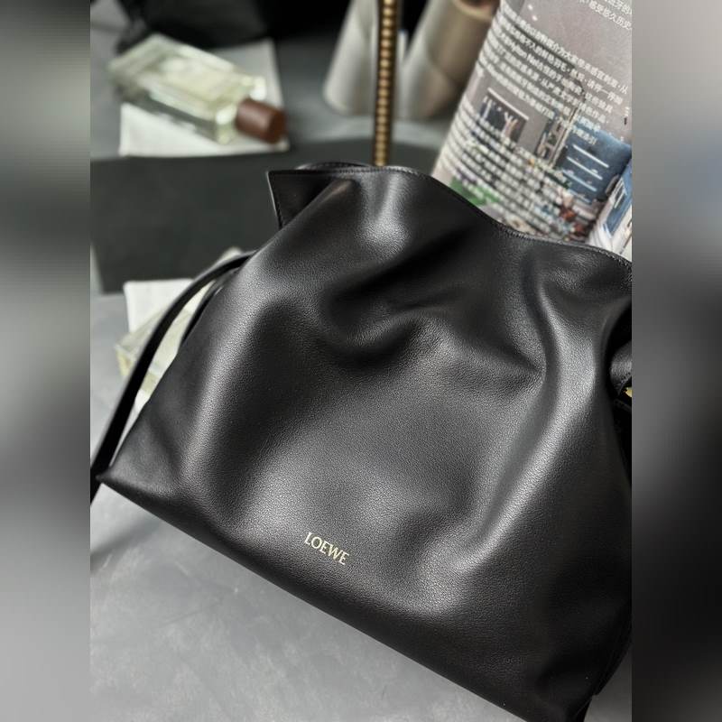 福袋[黑色] 尺寸：30-24.5-10.5 全新升級 新增燙金品牌logo