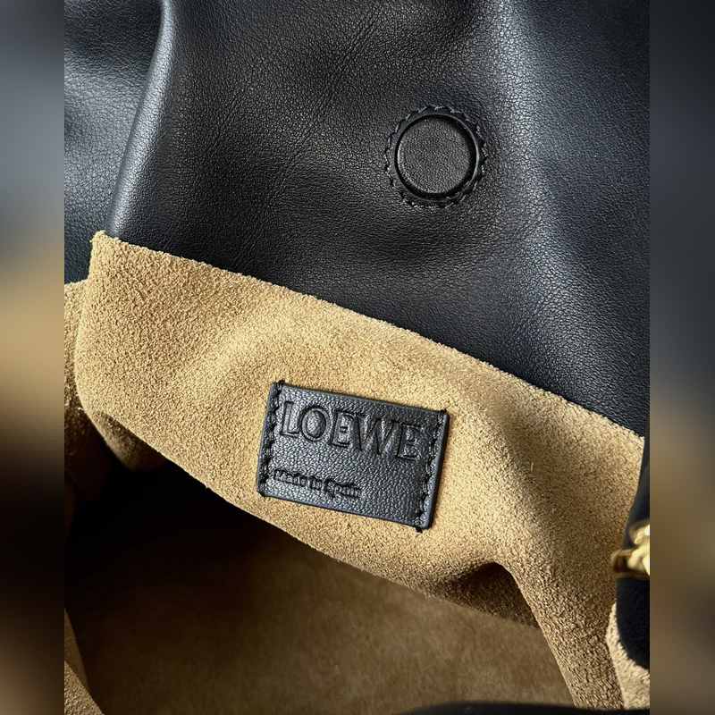 福袋[黑色] 尺寸：30-24.5-10.5 全新升級 新增燙金品牌logo