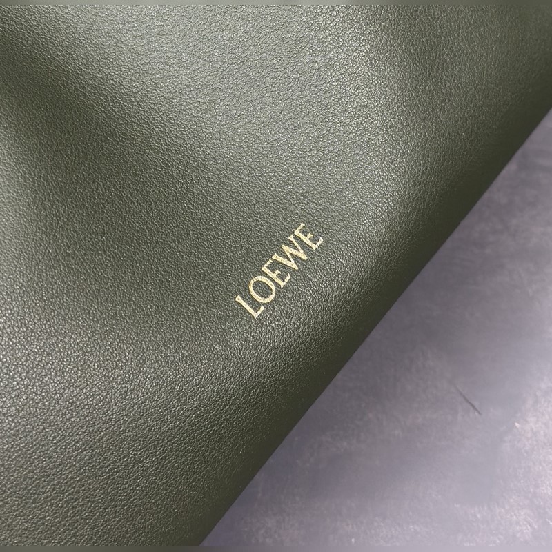 福袋尺寸：30-24.5-10.5 全新升級 新增燙金品牌logo徽標壓印，原