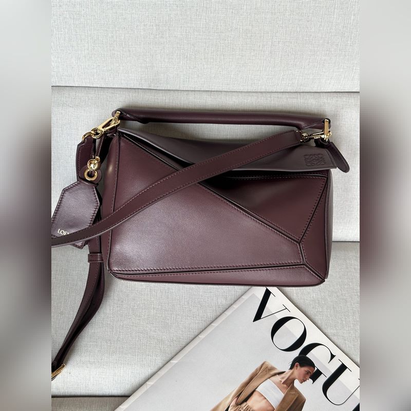 新品 酒紅色 小號納帕羊皮革 Featherlight Puzzle 手袋 Fe