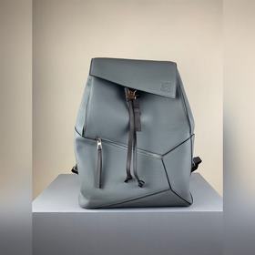青銅色 、回貨 LOEWE Puzzle Backpack 色上新型號324超大