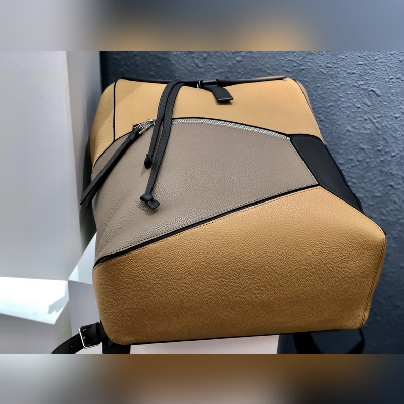 LOEWE Puzzle Backpack 回貨 現貨 色上新型號324 超大容