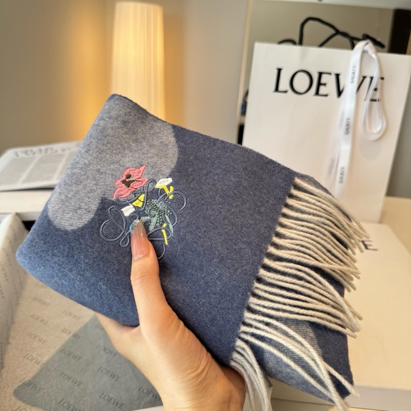 上新！Loewe · 羅意威 難得一見的溫柔配色，低調又不失優雅 ]重點推薦 雙