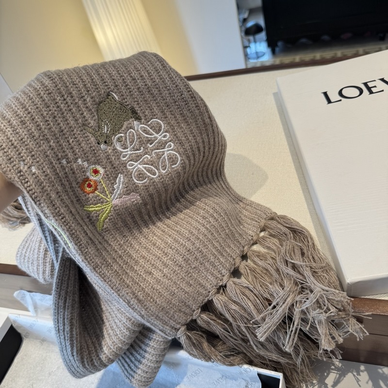 LoewexSunafujita聯名款 小兔花卉刺繡流蘇 原單！重磅推薦！新款針