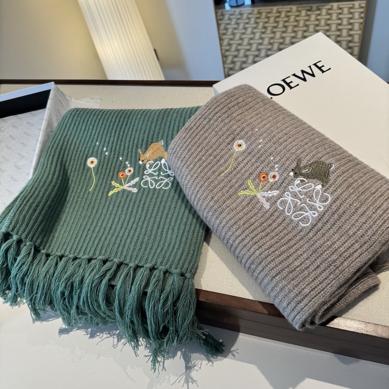 LoewexSunafujita聯名款 小兔花卉刺繡流蘇 原單！重磅推薦！新款針