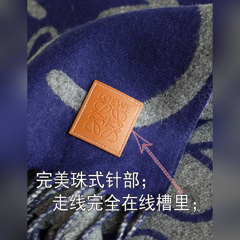 羅字母塗鴉圍巾 比做工 比配件 比精緻度 羅意威塗鴉款雙面圍巾，男女同款。loe