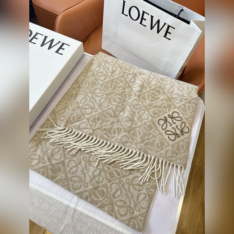 火爆全網(wǎng)的 Loewe ，原單品質(zhì)！ · - 雙面Anagram 緹花圖案 奶茶