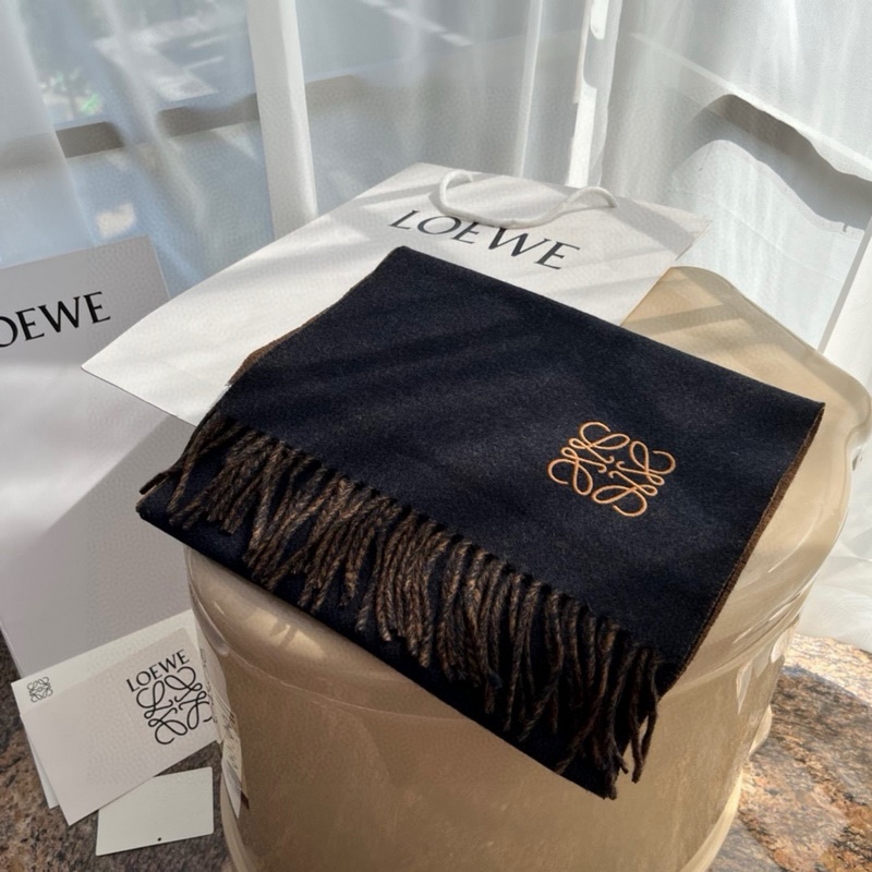 [ Loewe · 羅意威難得一見的溫柔配色，低調又不失優雅 ]重點推薦 雙面配