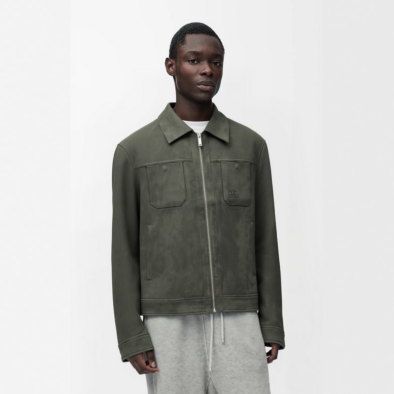 羅意威LOEWER25早秋新款麂皮絨環(huán)保皮革翻領夾克，男士經典字母標識壓紋襯衫式