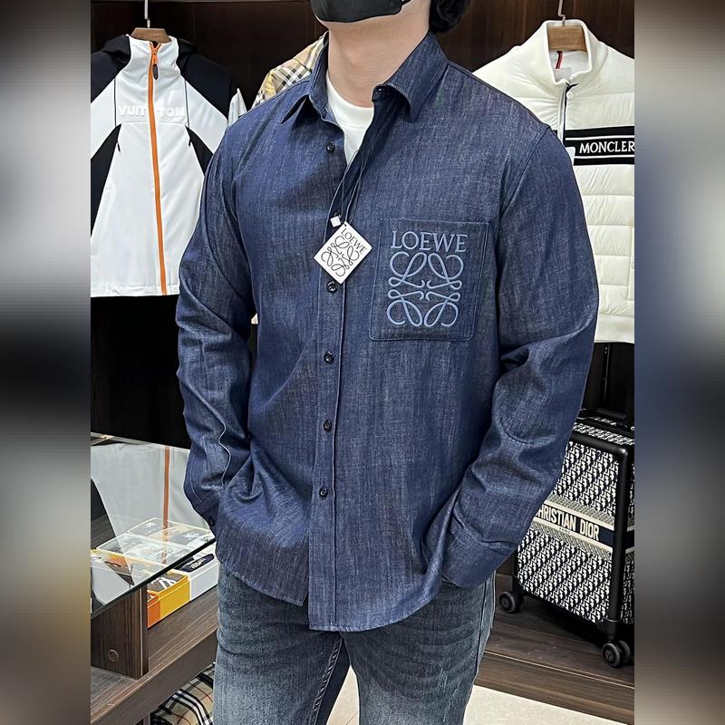 Loewe 25新款Evie襯衫兼具休閑與精緻， 羅意威采用獨特的牛仔棉面料制作