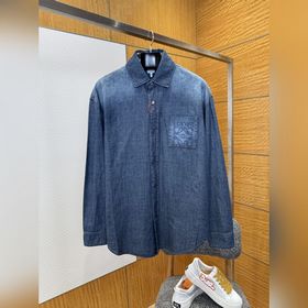 LOEWE羅意威水洗單排扣翻領(lǐng)長(zhǎng)袖襯衫 ------- 面料采用定制優(yōu)棉青年布貴