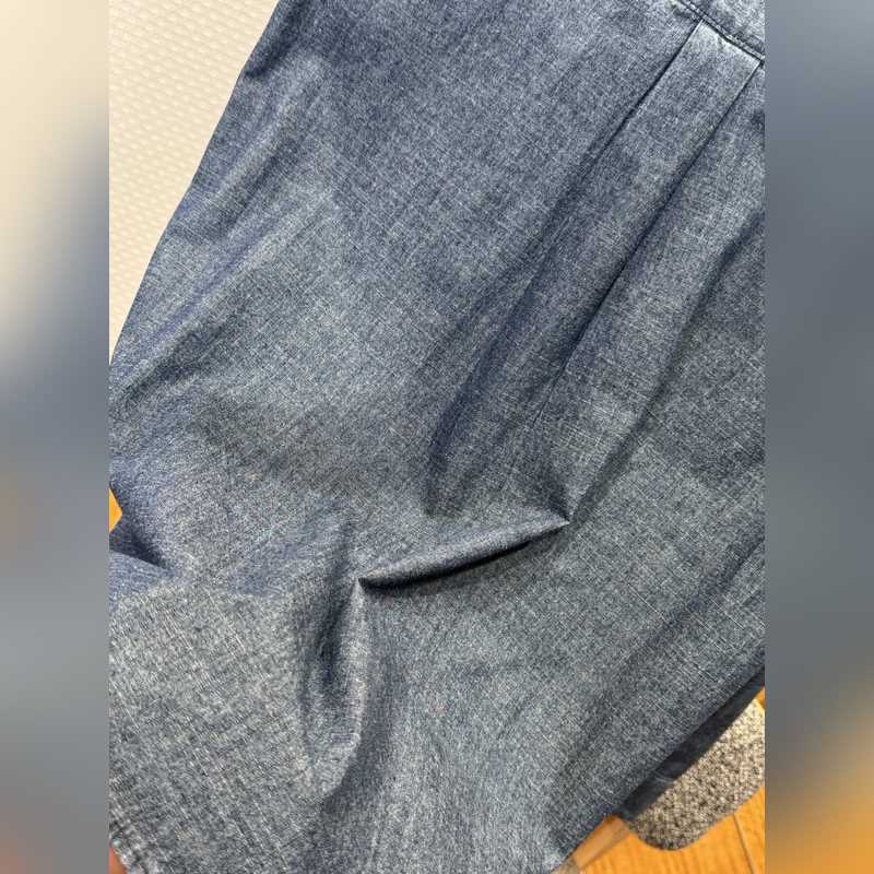 LOEWE羅意威水洗單排扣翻領長袖襯衫 ------- 面料采用定制優棉青年布貴