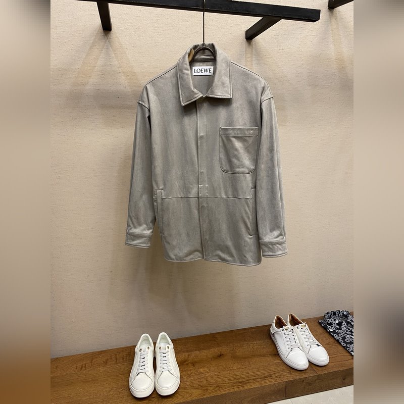 Loewe、2026SS秋冬新款休閑外套，最值得入手的一款經(jīng)典外套，簡(jiǎn)單低調(diào)奢華