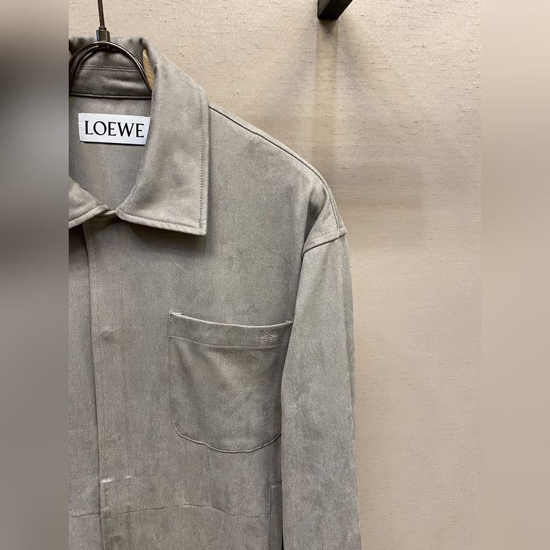 Loewe、2026SS秋冬新款休閑外套，最值得入手的一款經(jīng)典外套，簡(jiǎn)單低調(diào)奢華