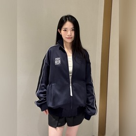 衣服LOEWE 26ss科技平紋針織運(yùn)動(dòng)服 正品12900購(gòu)入 定染科技平紋面料