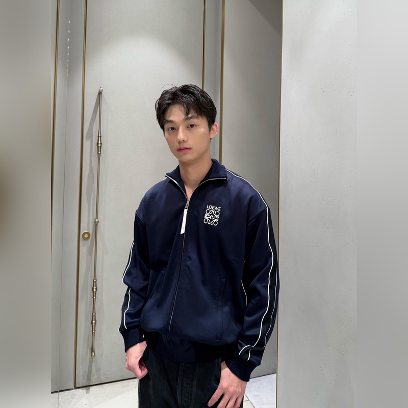 衣服LOEWE 26ss科技平紋針織運動服 正品12900購入 定染科技平紋面料