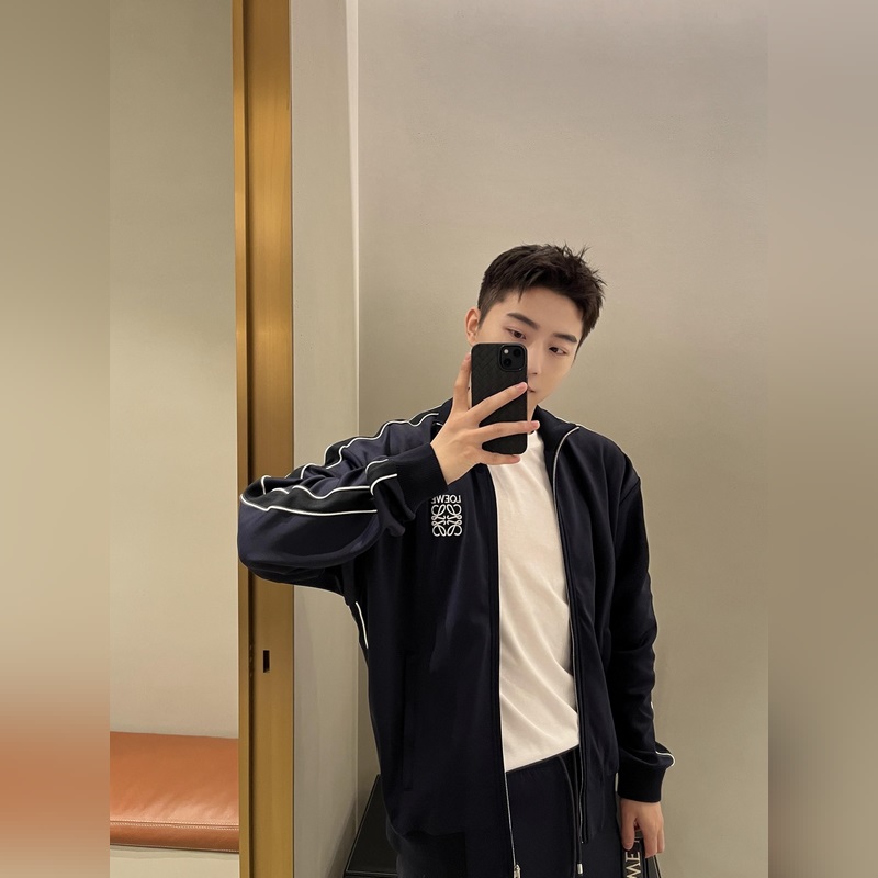 衣服LOEWE 26ss科技平紋針織運動服 正品12900購入 定染科技平紋面料