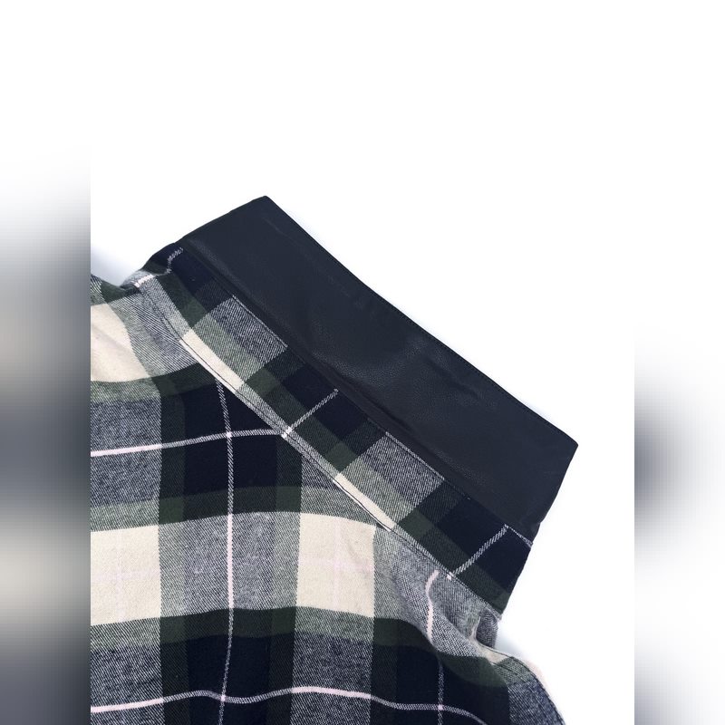 Loewe 格紋皮革拉鍊外套 定制經(jīng)32道縮絨工藝的法蘭絨格子 (起訂量高達(dá)到3