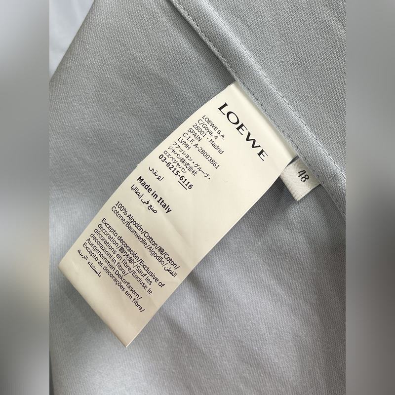 Loewe 棉質連帽外套襯衫，選用百分百棉纖維打造而成的280-400TC高支斜