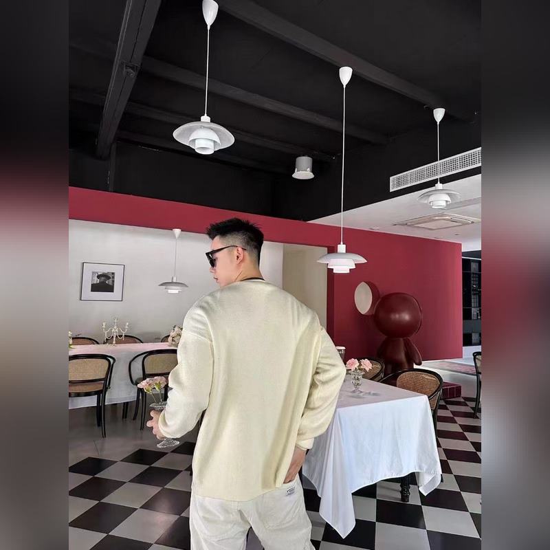 LOEWE口袋提花毛衣 面料選擇： 選用49%粘纖43%棉和少量錦綸和氨綸織成。