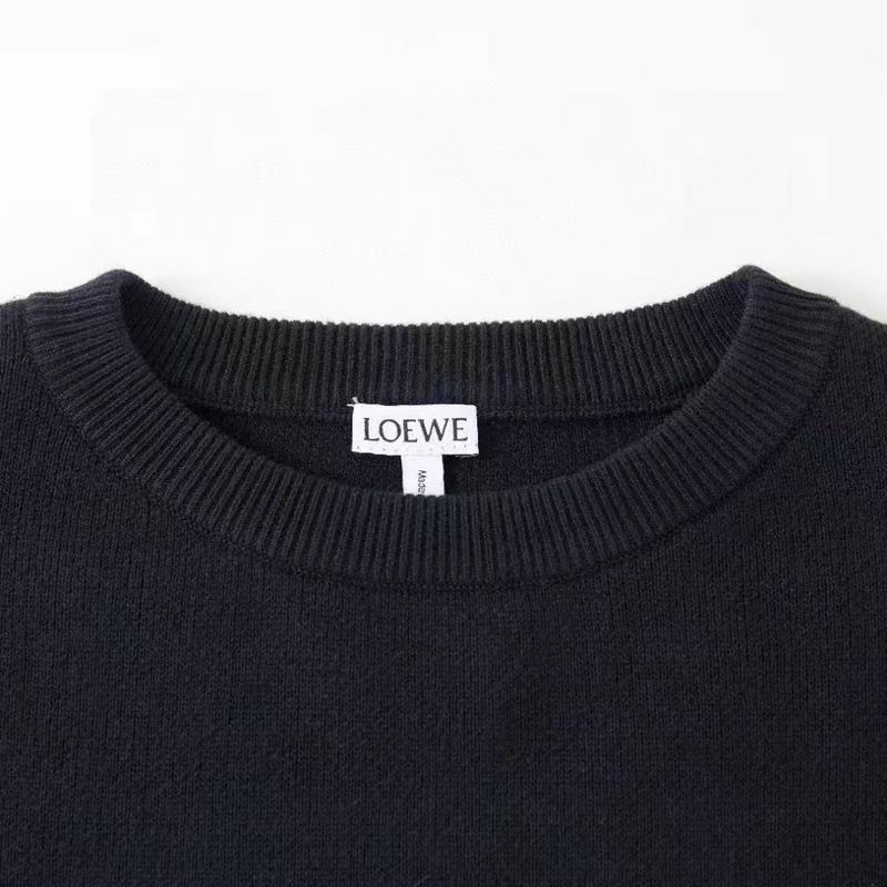 LOEWE口袋提花毛衣 面料選擇： 選用49%粘纖43%棉和少量錦綸和氨綸織成。