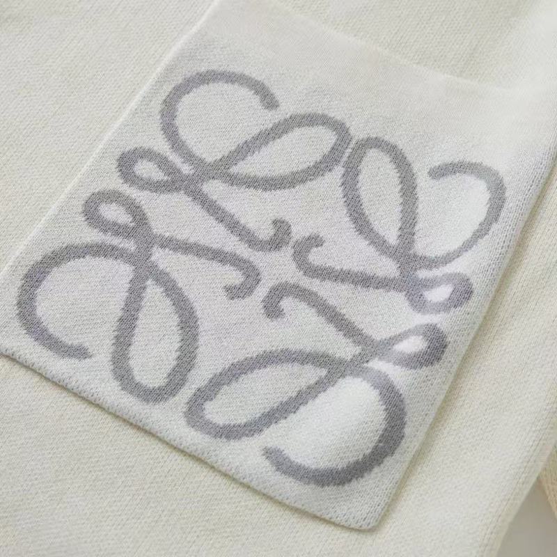 LOEWE口袋提花毛衣 面料選擇： 選用49%粘纖43%棉和少量錦綸和氨綸織成。