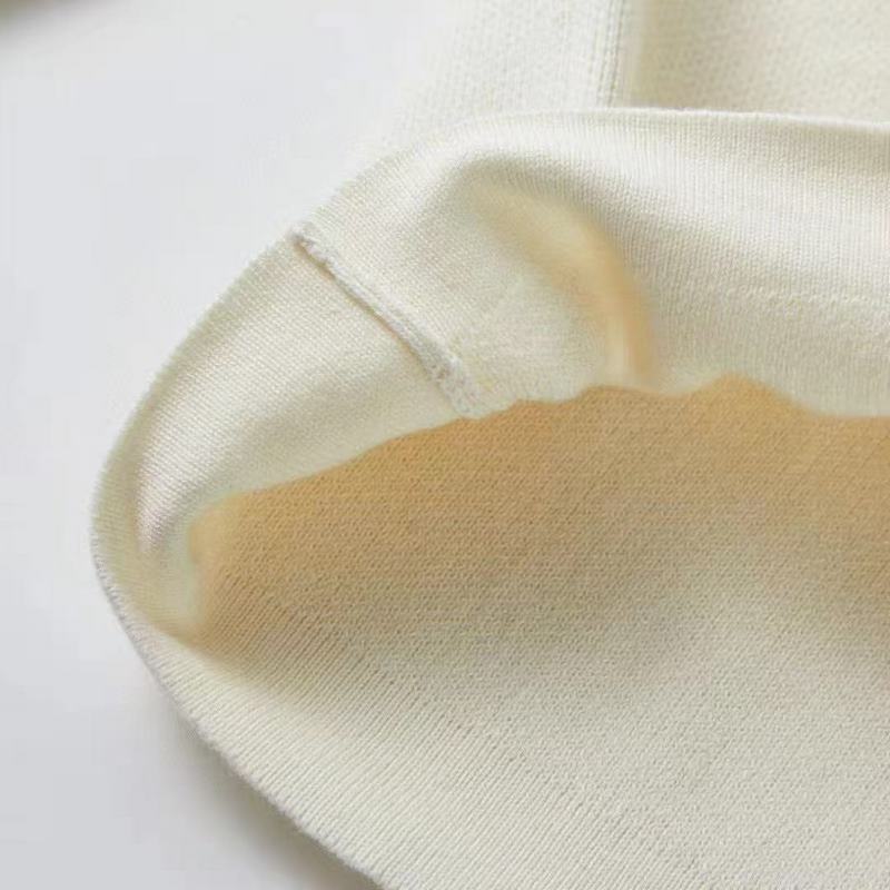 LOEWE口袋提花毛衣 面料選擇： 選用49%粘纖43%棉和少量錦綸和氨綸織成。