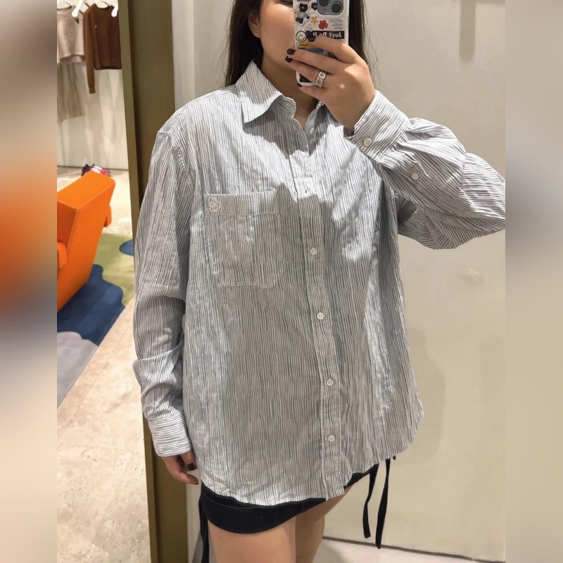 羅意威 。LOEWE 26ss輕質(zhì)紋理?xiàng)l紋刺繡襯衫 正品5609購入 定制全棉