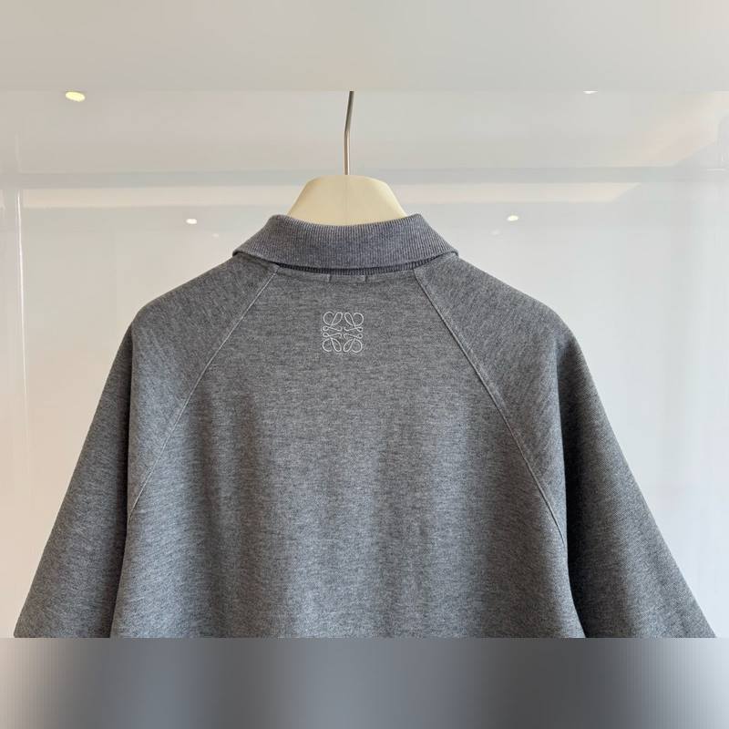 LOEWE 羅意威新款寬松POLO 珠地複合面料 拼接剪裁上身自帶線條感 時尚寬