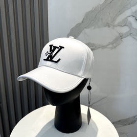 路易威登棒球帽LouisVuitton 新款LV棒球帽，重工打造 完美刺繡，高端