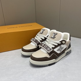 LV Trainer 運動鞋以正絨面和粒面牛皮革重繹 Virgil Abloh