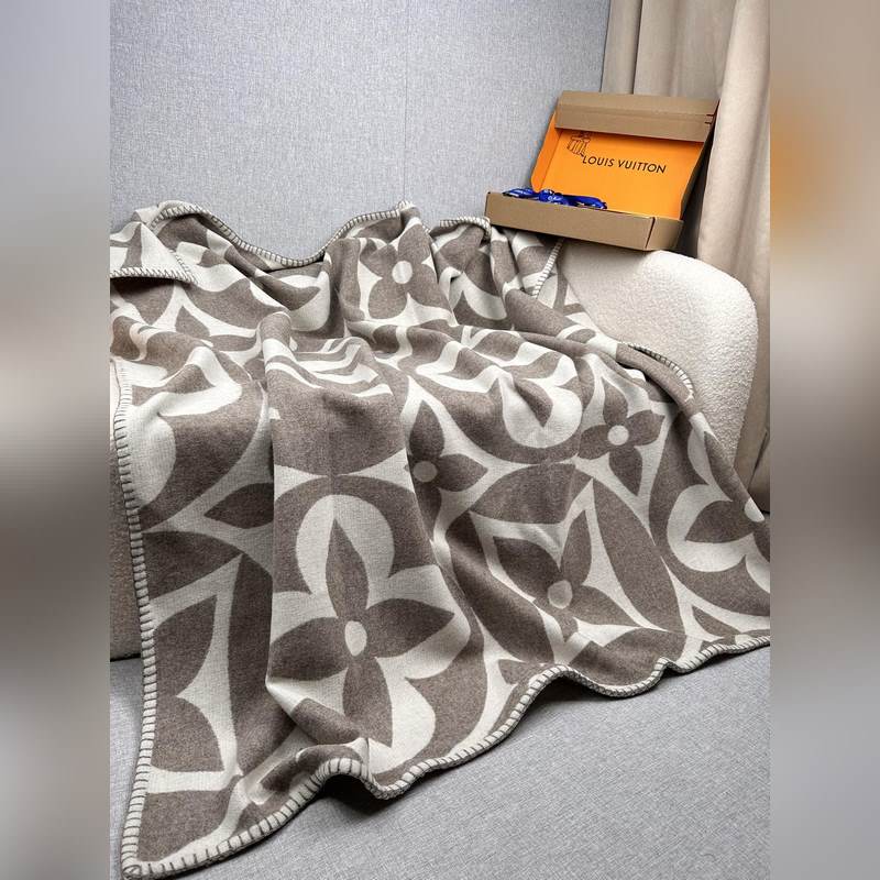 LOUIS VUITTON(路易威登)女士lv medallion 毯子：LVM