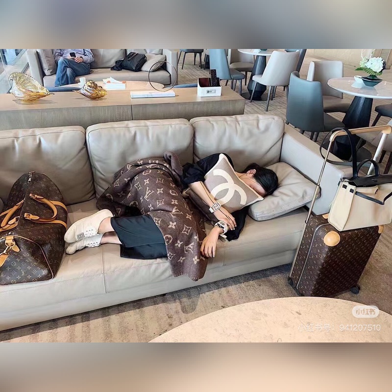 Louis Vuitton。[經典毯子]皇室LV路易威登極品硬貨，經典Monog