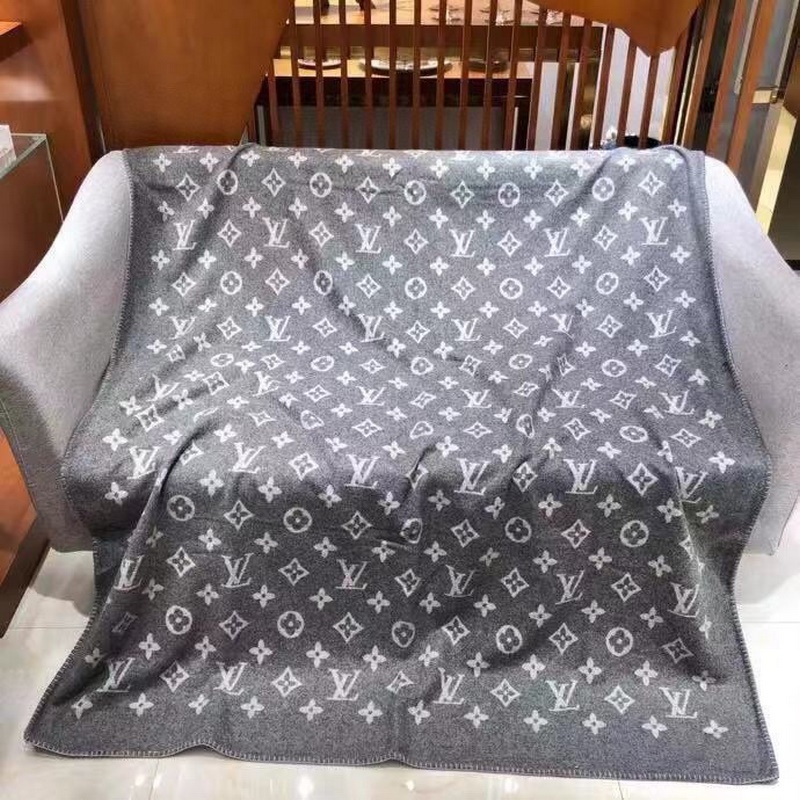 Louis Vuitton。[灰色]皇室LV路易威登極品硬貨，經典Monogra