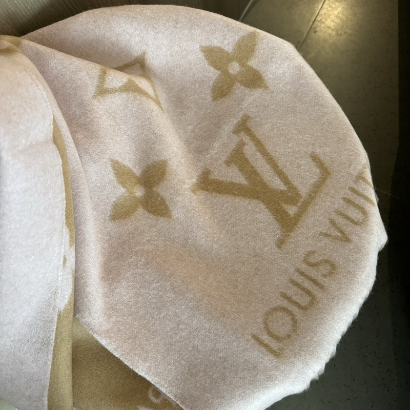 高品質 LV路易威登原單正品原標 現在全世界都在找她，無心炒作，但是這個款姐一定