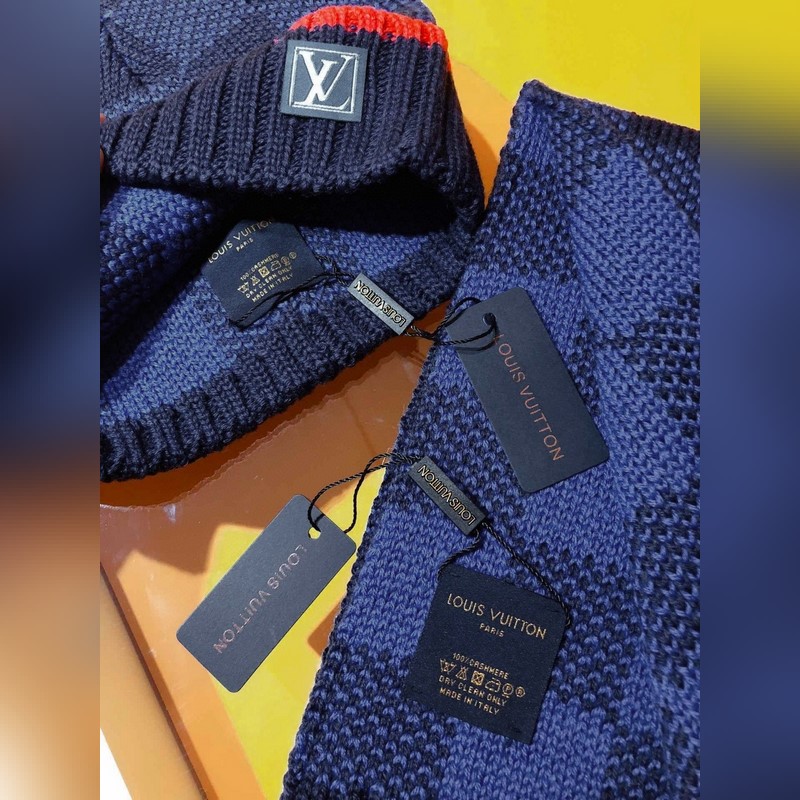 [極品套裝]LV超強硬貨 加厚棋盤格羊絨 圍巾+帽子 超暖舒適全羊絨版，粗款風格