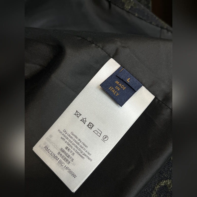 LV 2026ss早秋新款發布 Louis Vuitton翻領夾克外套，字母刺