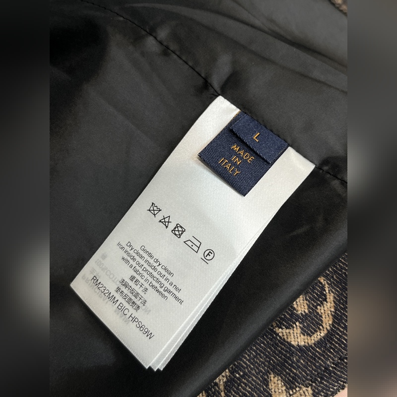 LV 2026ss早秋新款發布 Louis Vuitton翻領夾克外套，字母刺