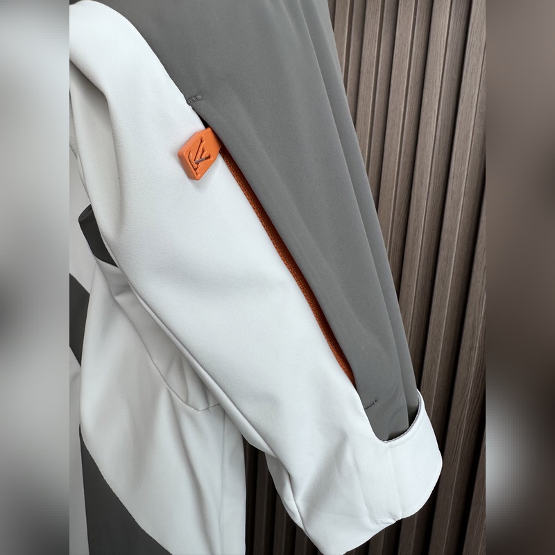 (淺灰~)LVLouis Vuitton25FW秋冬新款戶外連帽棉服沖鋒衣 進口