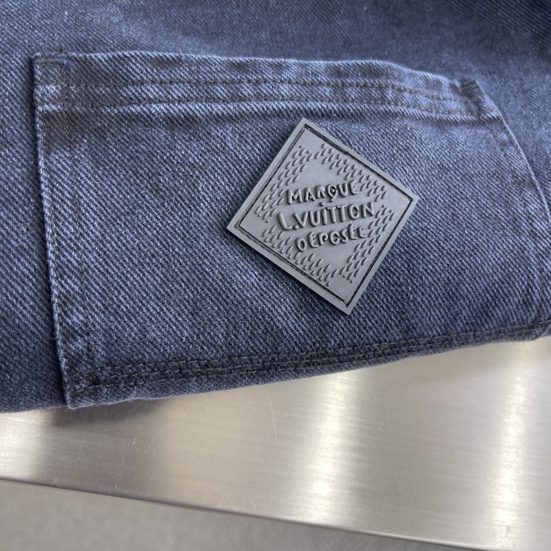 -Louis Vuitton 2026春夏新品牛仔外套 時裝圈人氣極為火熱的單