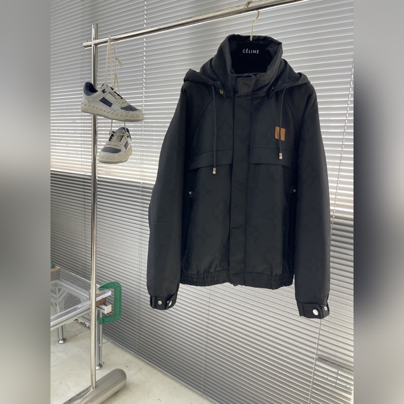 -Louis Vuitton 25年秋季新款?yuàn)A克 定制面料輔料配件，整體刺繡印