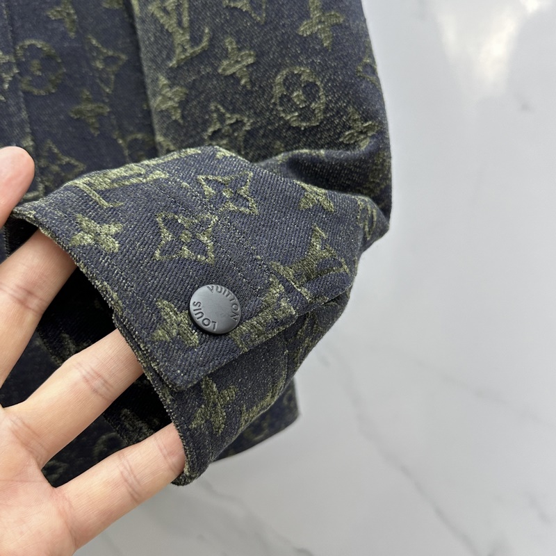 LV路易威登 2026ss早秋新款發布Louis Vuitton翻領夾克外套，字