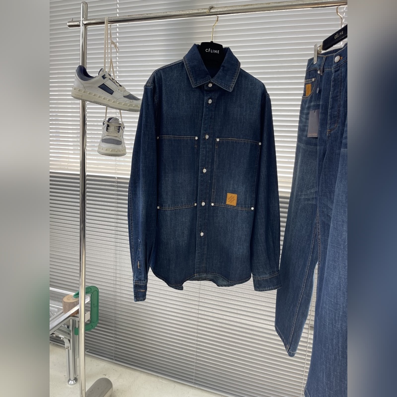 -Louis Vuitton  26ss新款 牛仔上衣出自 2026 秋冬秀
