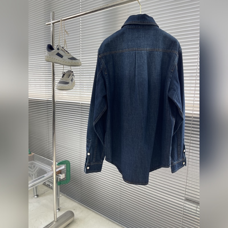 -Louis Vuitton  26ss新款 牛仔上衣出自 2026 秋冬秀